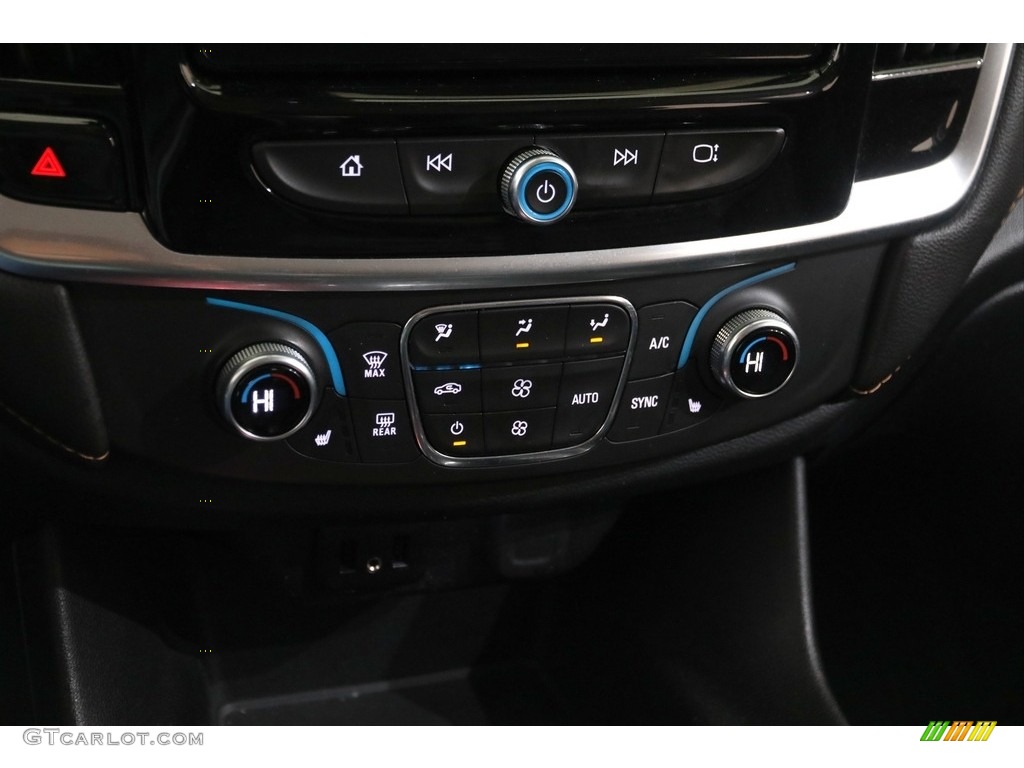 2019 Chevrolet Traverse LT Controls Photos