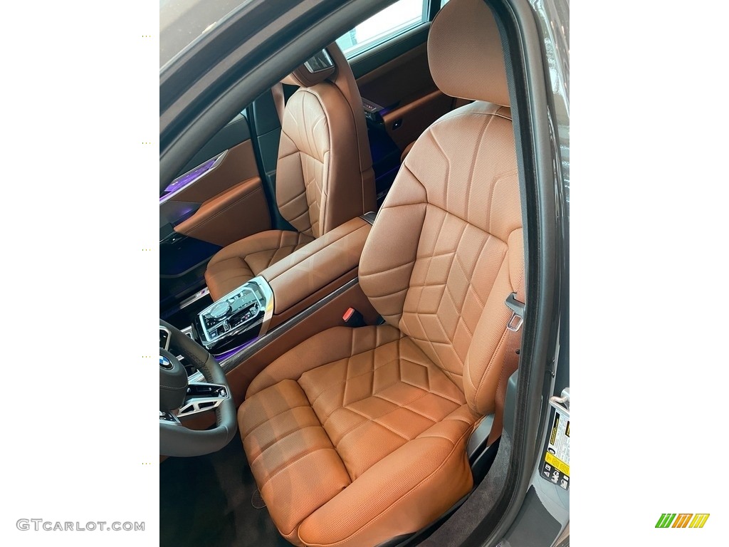 2023 BMW 7 Series 760i xDrive Sedan Front Seat Photos