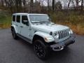 Earl - Wrangler Unlimited Sahara 4XE Hybrid Photo No. 4