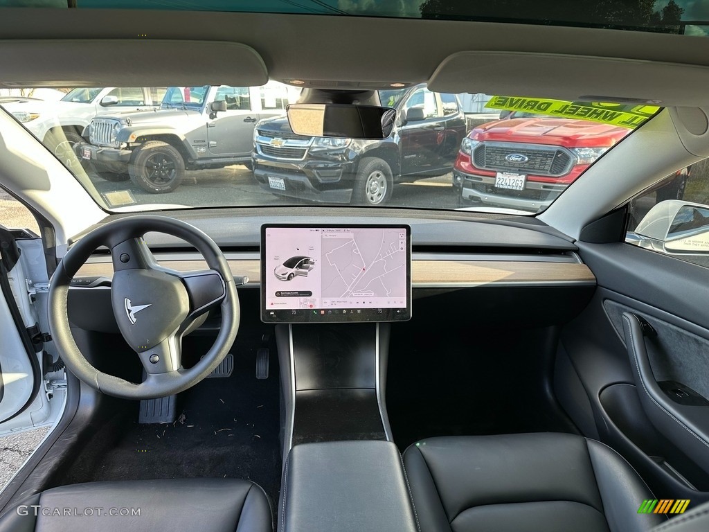Black Interior 2019 Tesla Model 3 Long Range Photo #145276559