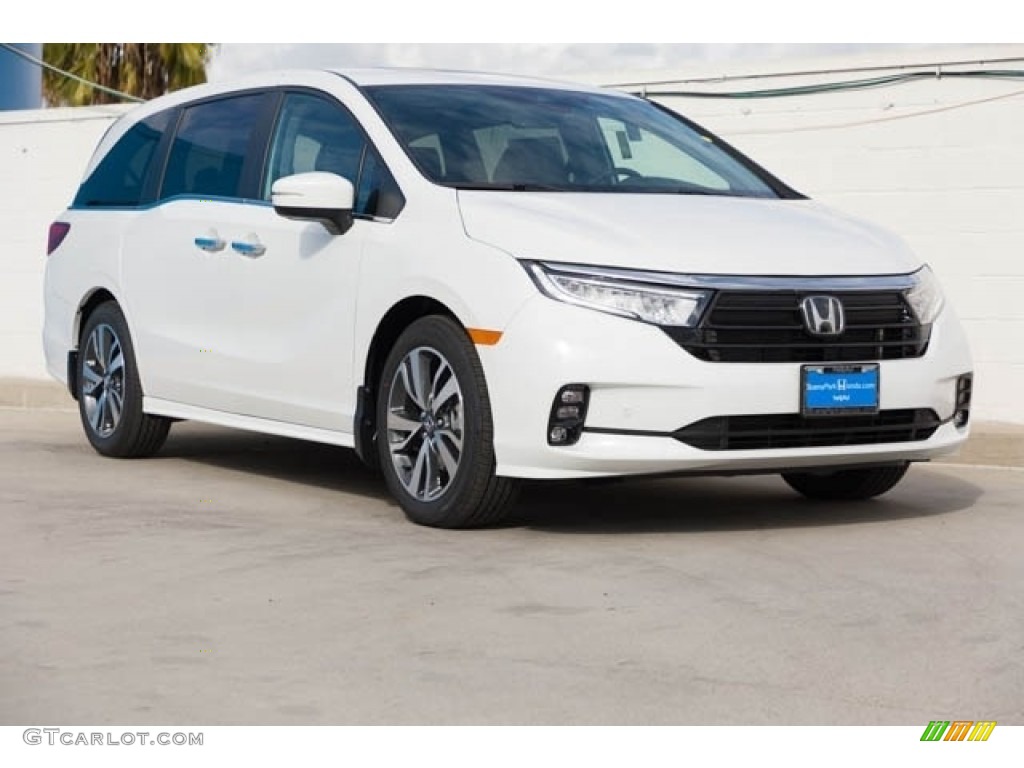 Platinum White Pearl 2023 Honda Odyssey Touring Exterior Photo #145276604