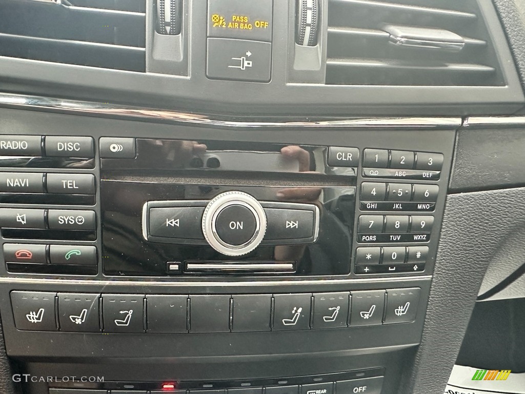 2011 E 350 Cabriolet - Obsidian Black Metallic / Black photo #25