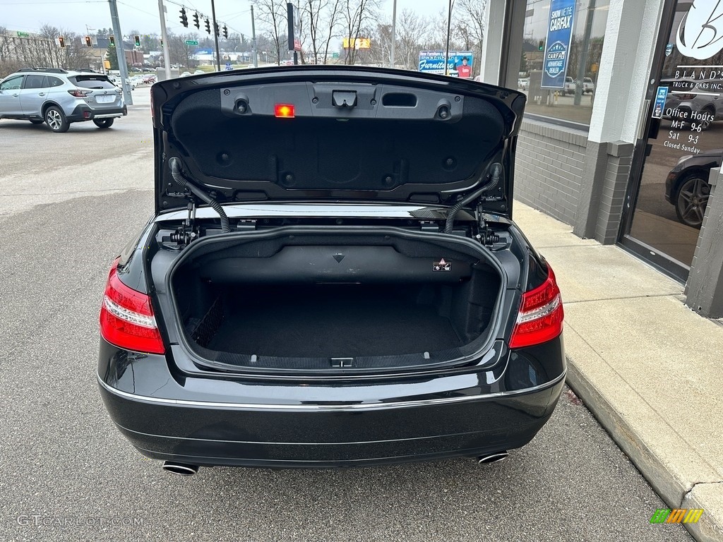 2011 E 350 Cabriolet - Obsidian Black Metallic / Black photo #43