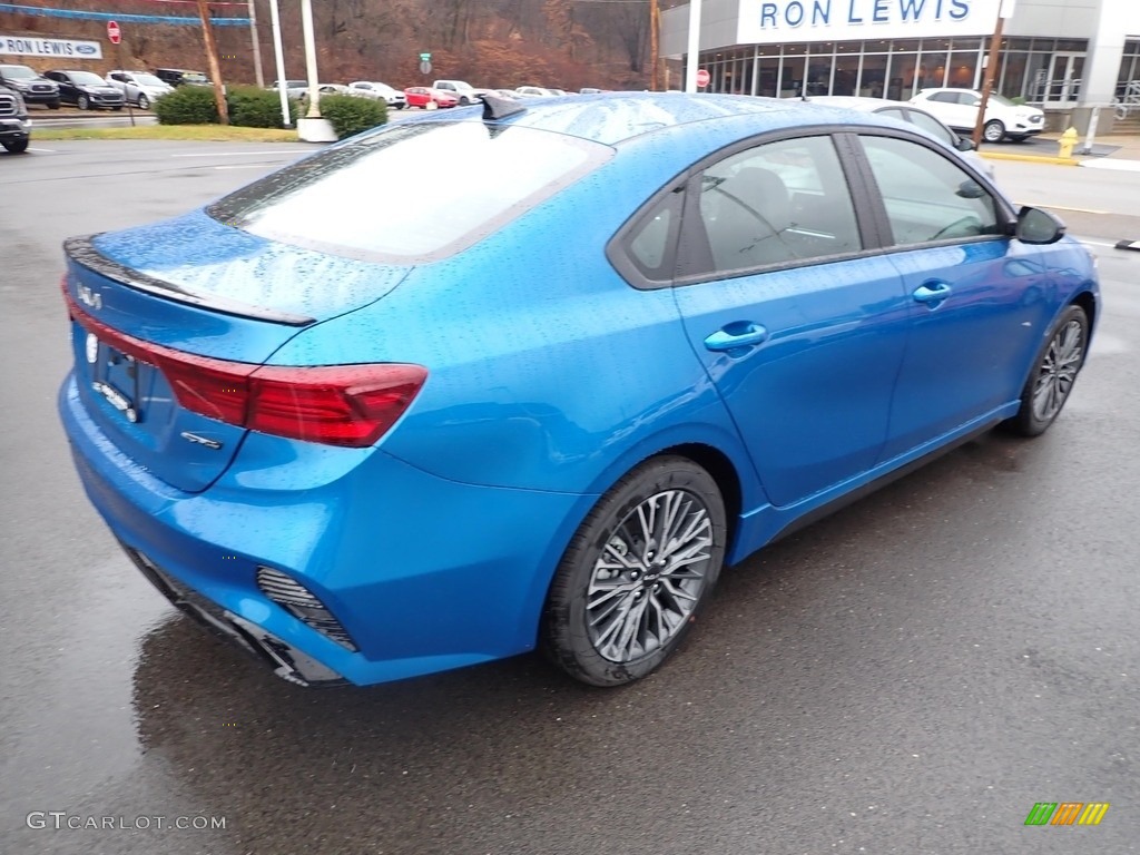 2023 Forte GT-Line - Sporty Blue / Black photo #8