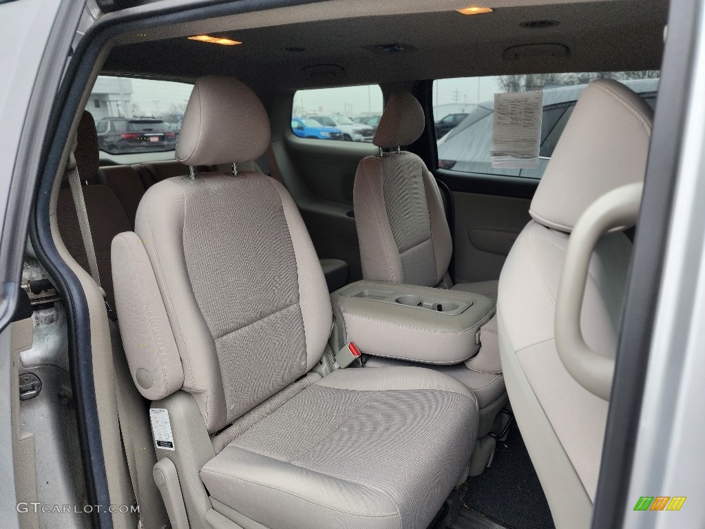2019 Kia Sedona LX Interior Color Photos