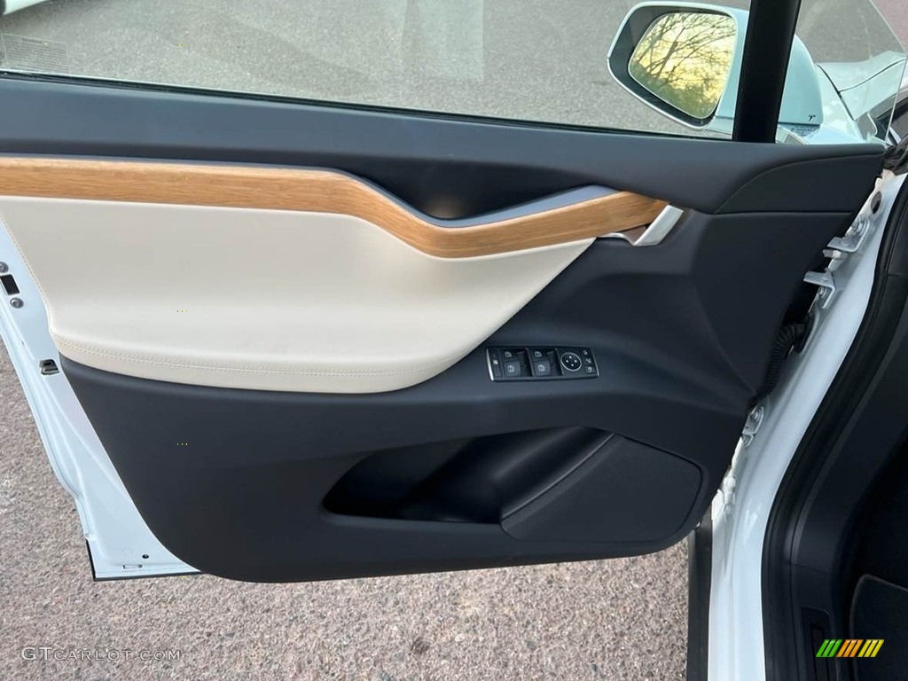 2018 Tesla Model X 75D Cream Door Panel Photo #145279481