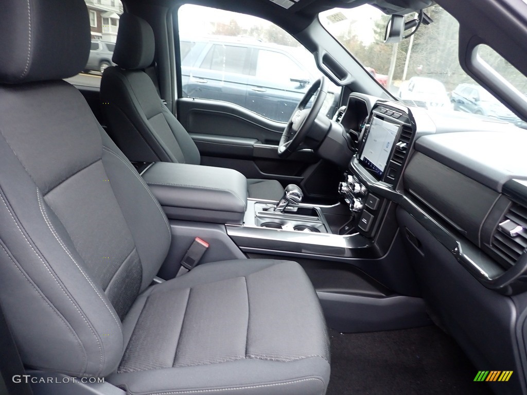 2022 F150 XLT SuperCrew 4x4 - Oxford White / Black photo #9