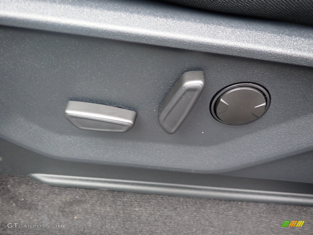 2022 F150 XLT SuperCrew 4x4 - Oxford White / Black photo #15