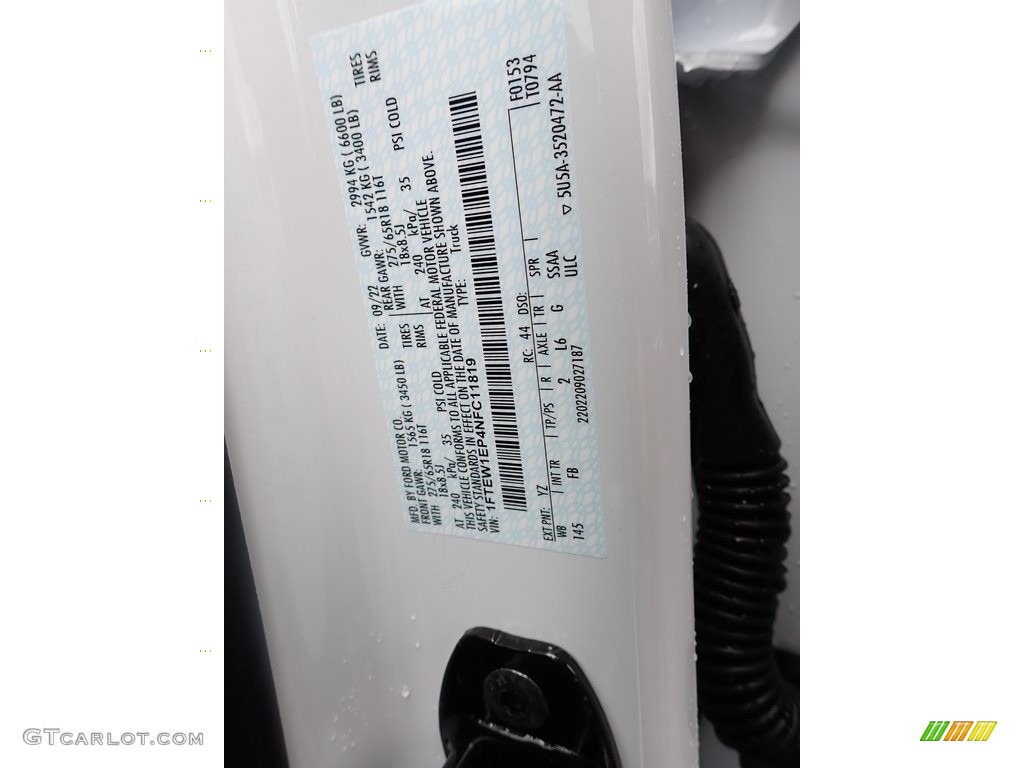 2022 F150 XLT SuperCrew 4x4 - Oxford White / Black photo #20