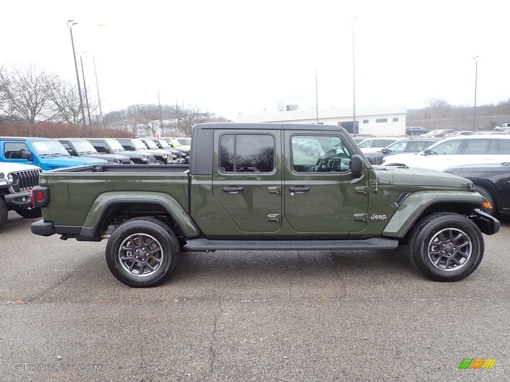 2023 Gladiator Overland 4x4 - Sarge Green / Black photo #4