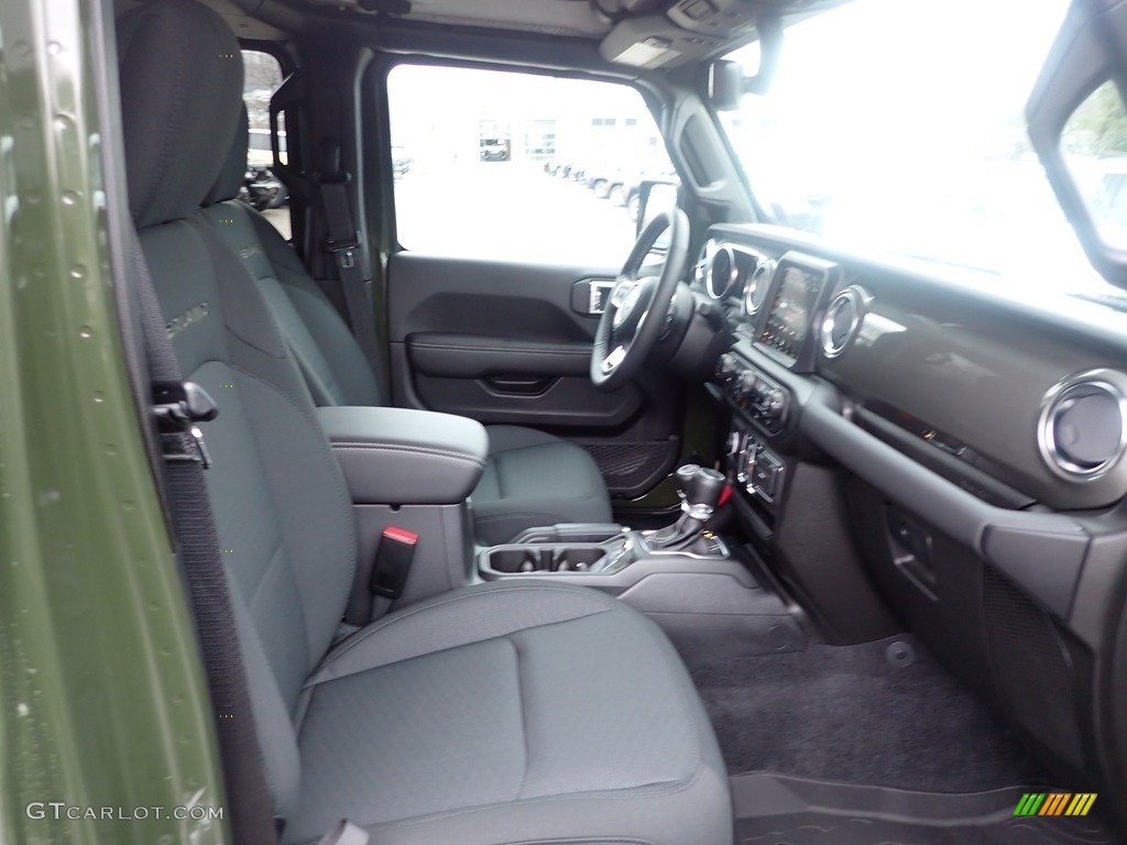 2023 Gladiator Overland 4x4 - Sarge Green / Black photo #12