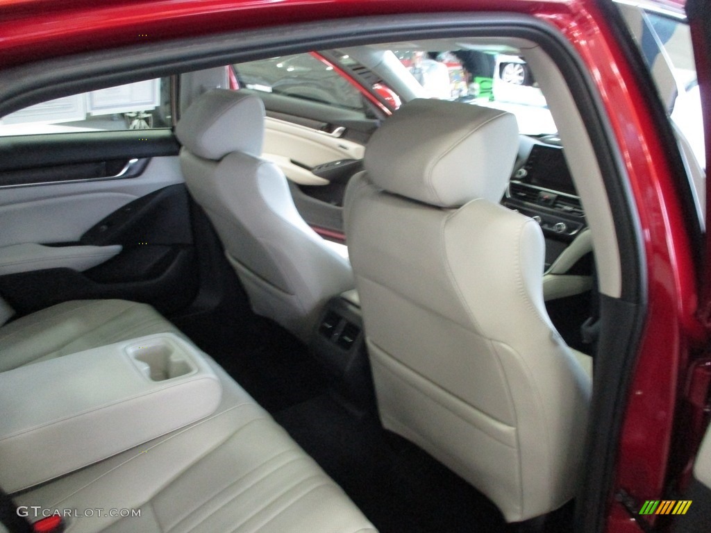 2020 Accord Touring Sedan - Radiant Red Metallic / Ivory photo #20