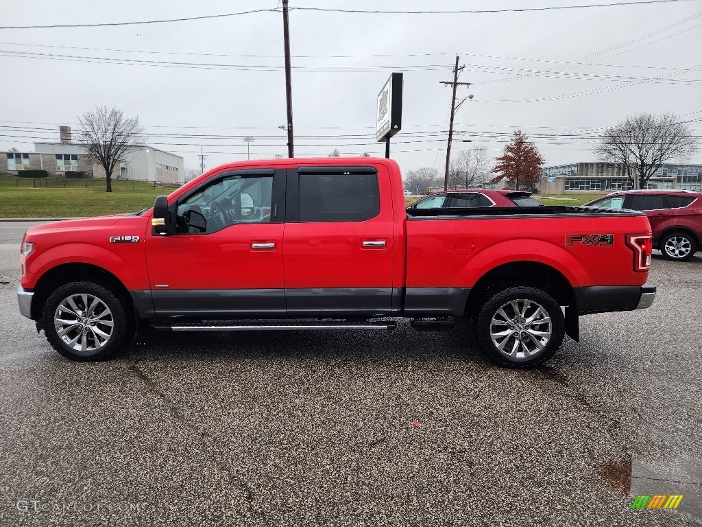 2017 F150 XLT SuperCrew 4x4 - Race Red / Earth Gray photo #1