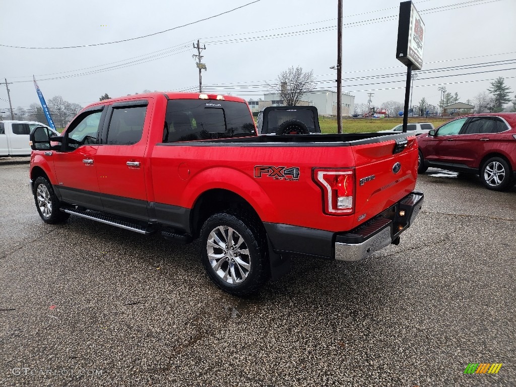 2017 F150 XLT SuperCrew 4x4 - Race Red / Earth Gray photo #2