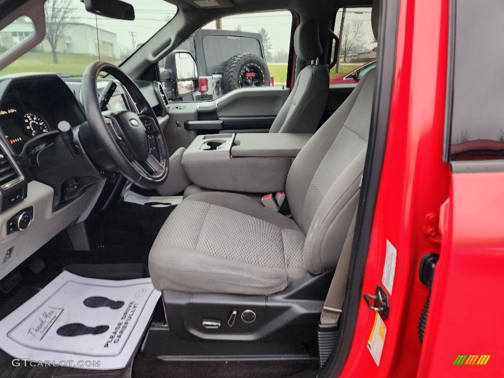 2017 F150 XLT SuperCrew 4x4 - Race Red / Earth Gray photo #17