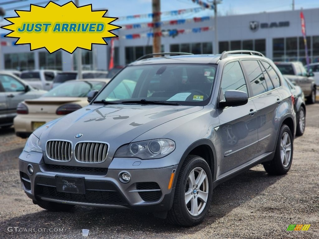 2012 X5 xDrive35d - Platinum Gray Metallic / Black photo #1