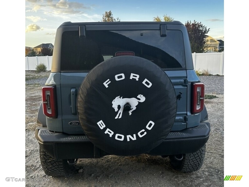 2021 Ford Bronco First Edition 4x4 4-Door Marks and Logos Photos