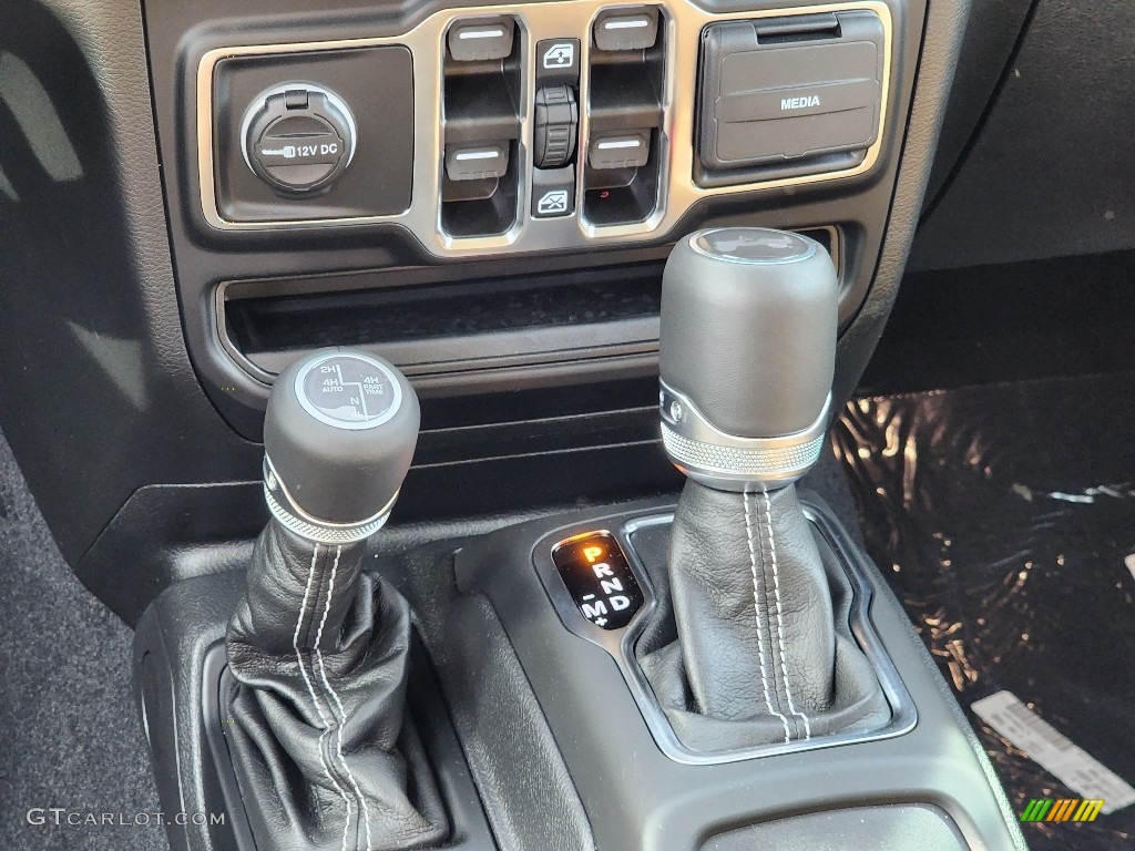 2023 Jeep Wrangler Unlimited Sahara 4XE Hybrid 8 Speed Automatic Transmission Photo #145287372