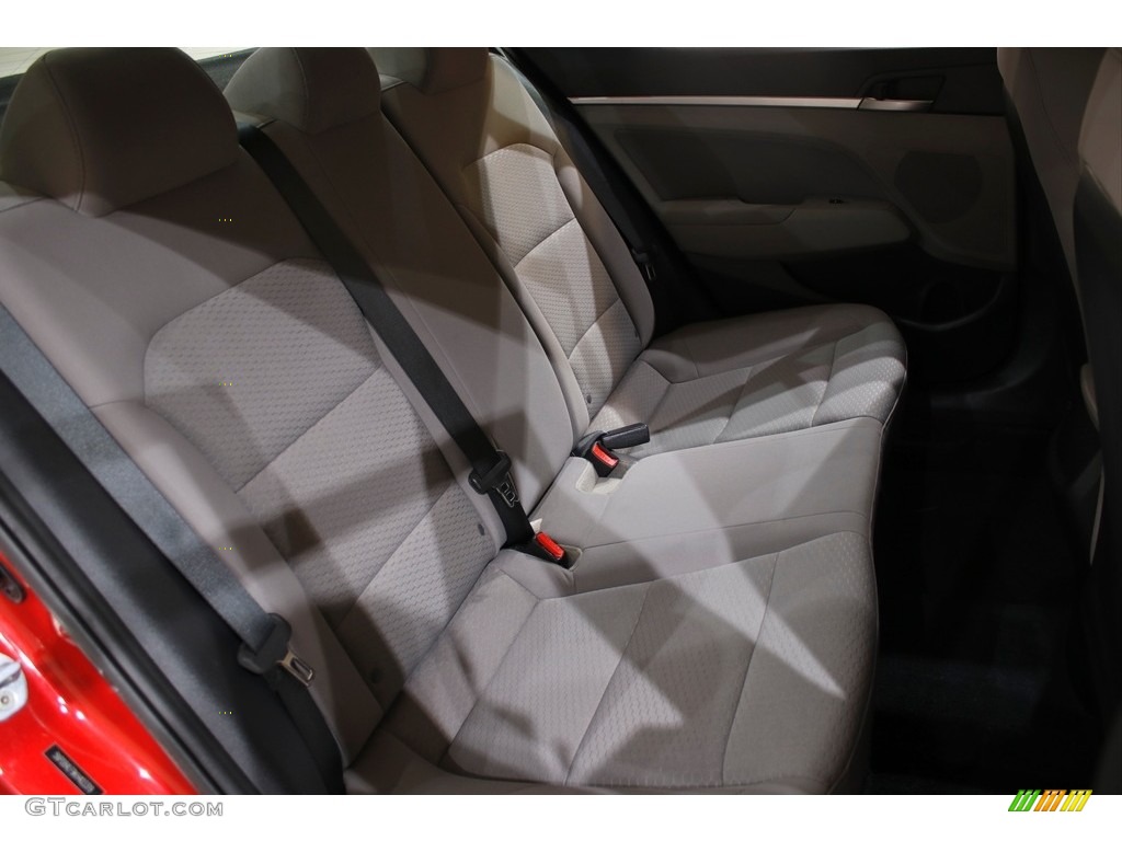 2019 Elantra SEL - Scarlet Red / Gray photo #15