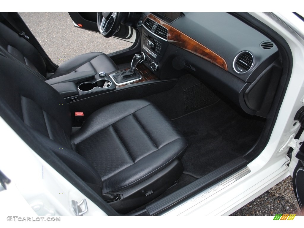 2012 C 250 Sport - Arctic White / Black photo #27