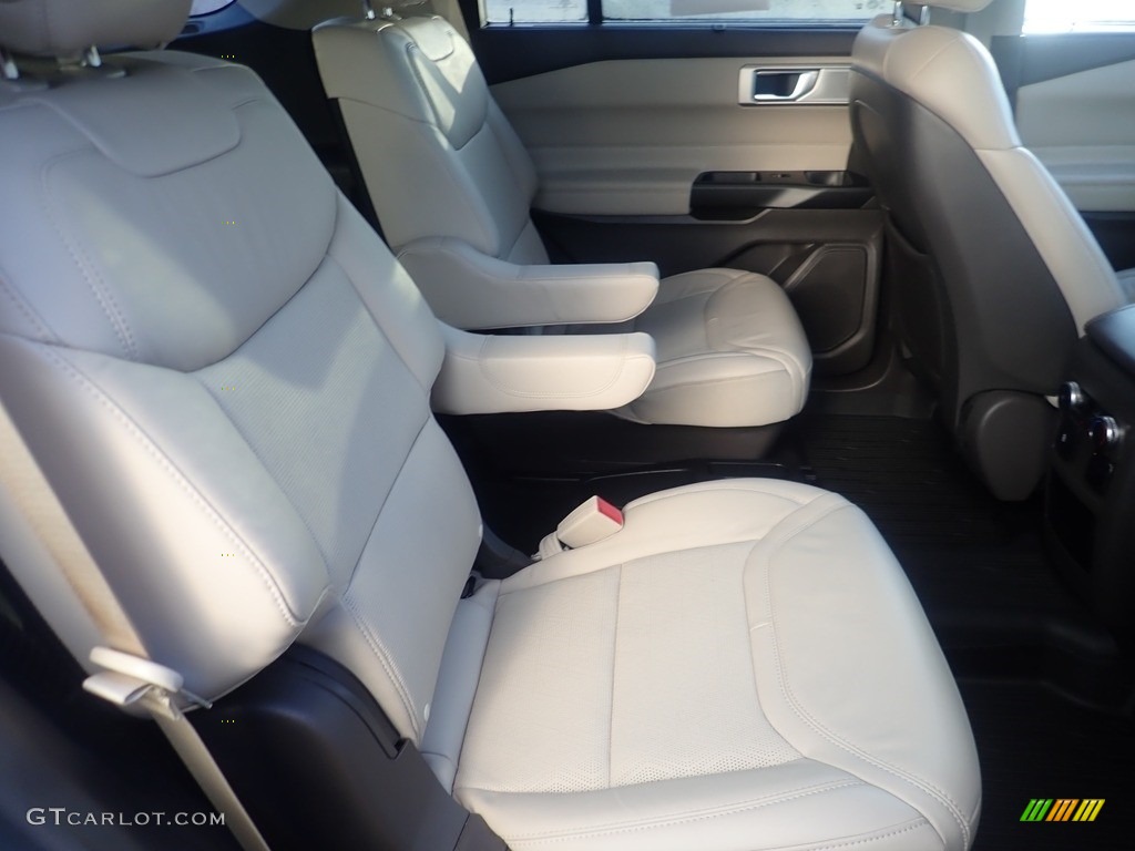 2020 Ford Explorer Platinum 4WD Rear Seat Photo #145291690