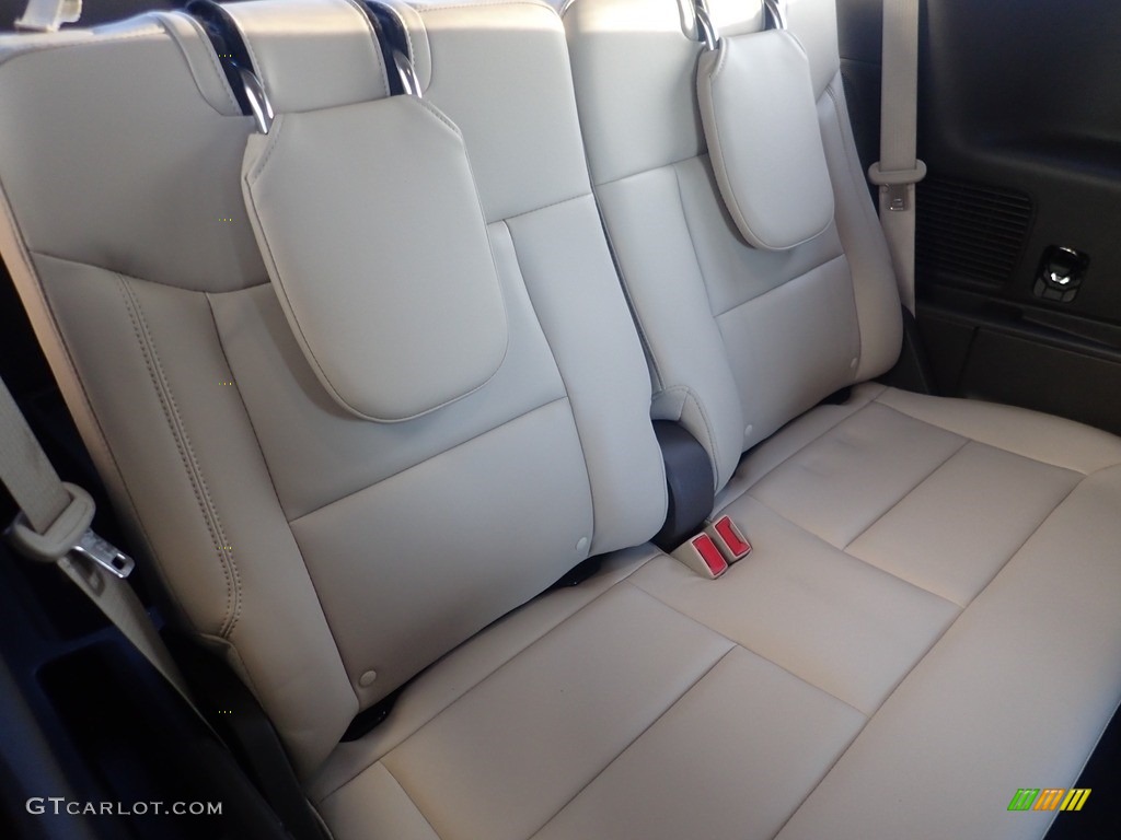 2020 Ford Explorer Platinum 4WD Rear Seat Photo #145291693