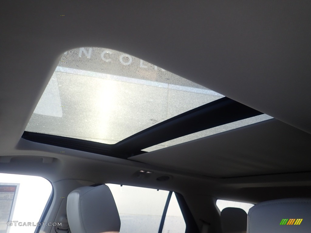 2020 Ford Explorer Platinum 4WD Sunroof Photos