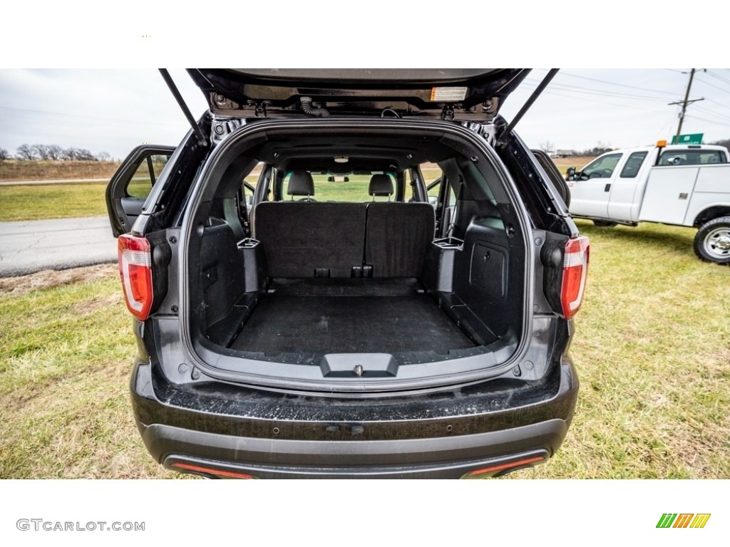 2017 Ford Explorer Police Interceptor AWD Trunk Photo #145296800