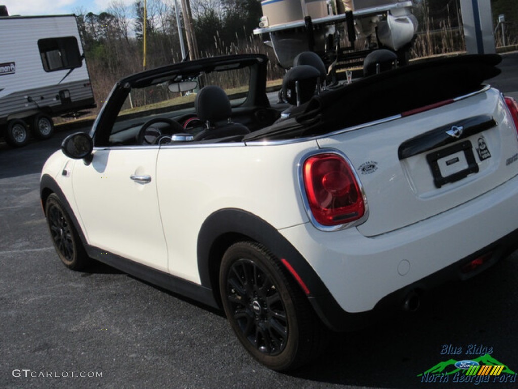 2017 Convertible Cooper - Pepper White / Carbon Black photo #25