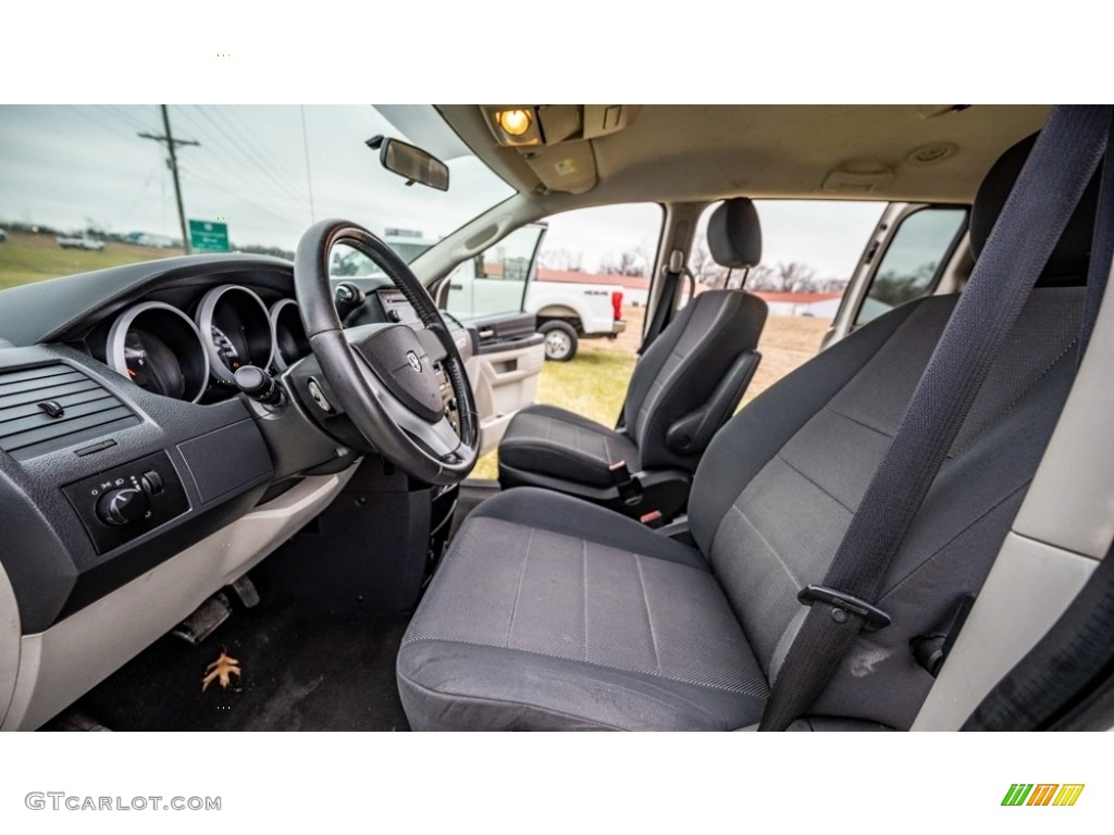2008 Grand Caravan SE - Stone White / Dark Slate/Light Shale photo #18