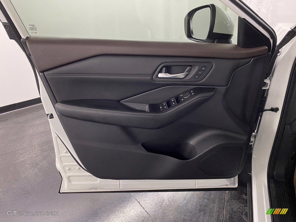 2022 Nissan Rogue SL Charcoal Door Panel Photo #145298712