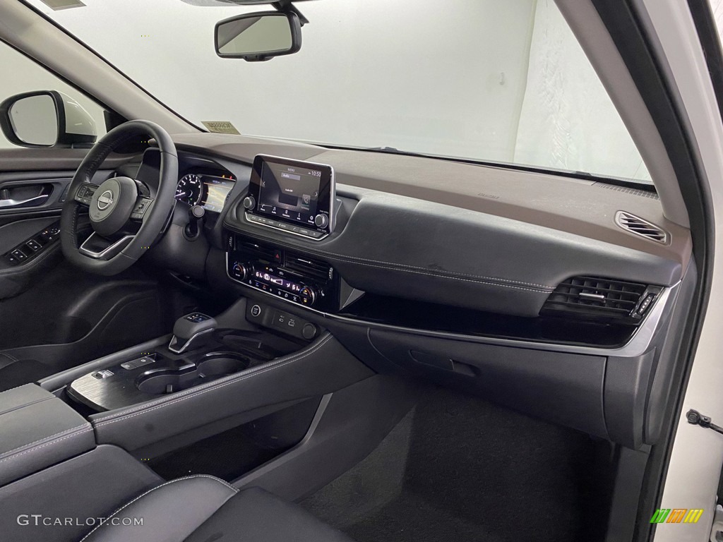 2022 Nissan Rogue SL Dashboard Photos