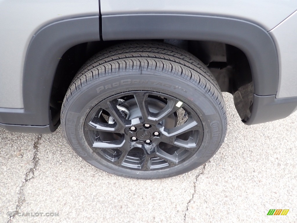 2022 Jeep Compass Altitude 4x4 Wheel Photos
