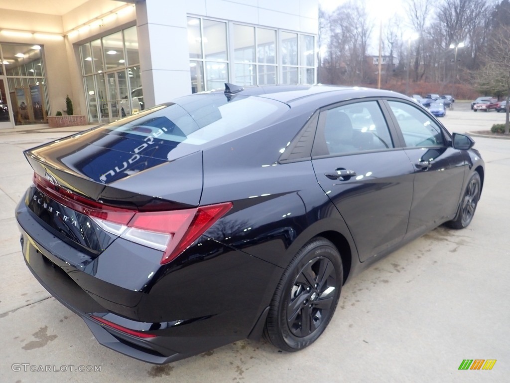 2023 Elantra SEL - Phantom Black / Medium Gray photo #2