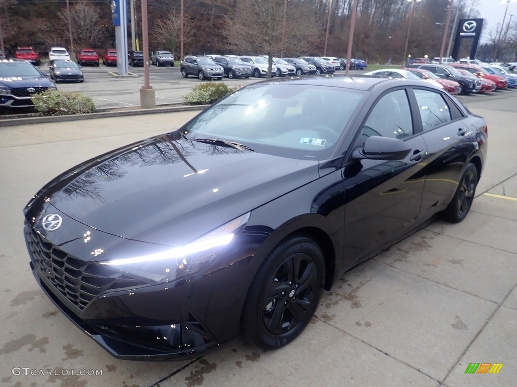 2023 Elantra SEL - Phantom Black / Medium Gray photo #7