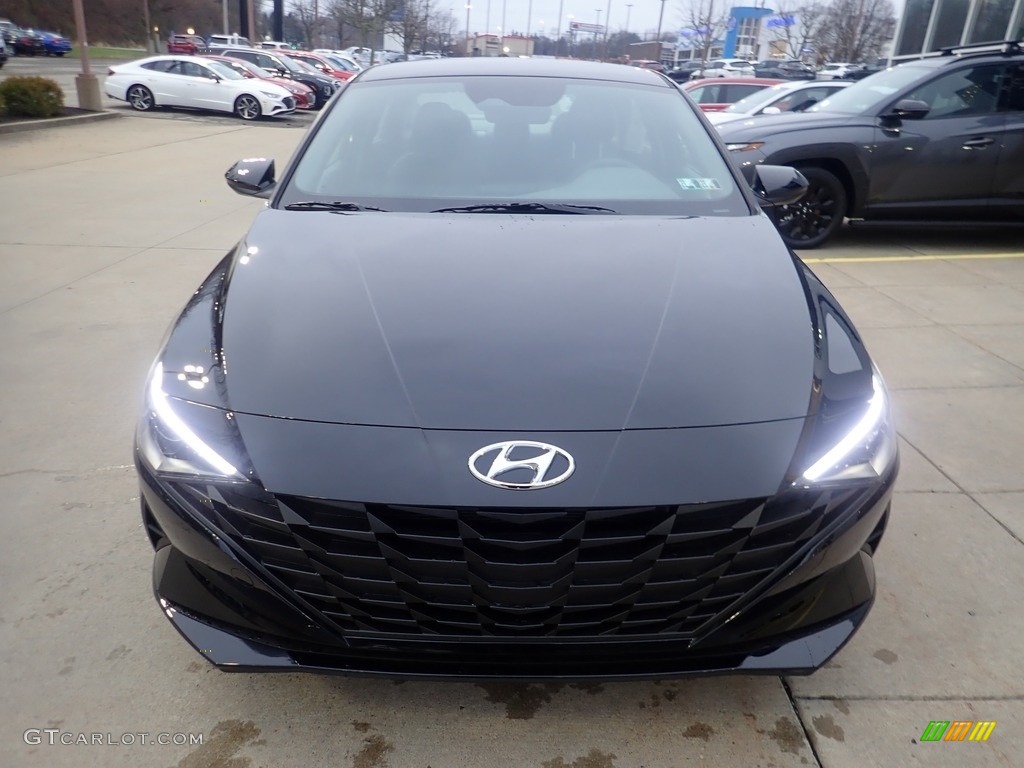 2023 Elantra SEL - Phantom Black / Medium Gray photo #8