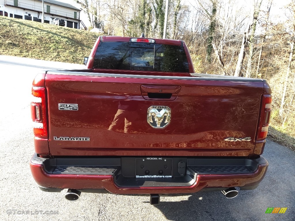 2022 1500 Laramie Crew Cab 4x4 - Delmonico Red Pearl / Black photo #7