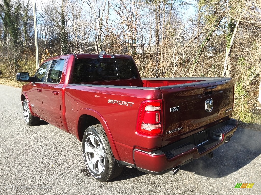 2022 1500 Laramie Crew Cab 4x4 - Delmonico Red Pearl / Black photo #9