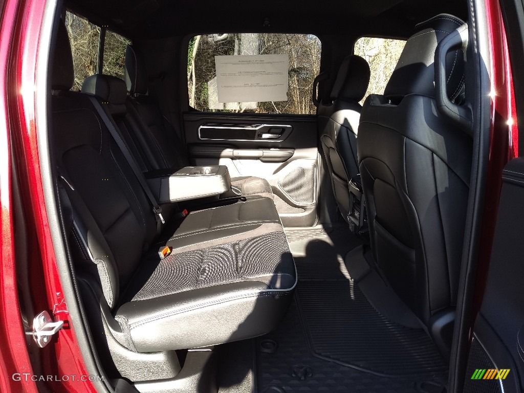 2022 1500 Laramie Crew Cab 4x4 - Delmonico Red Pearl / Black photo #16