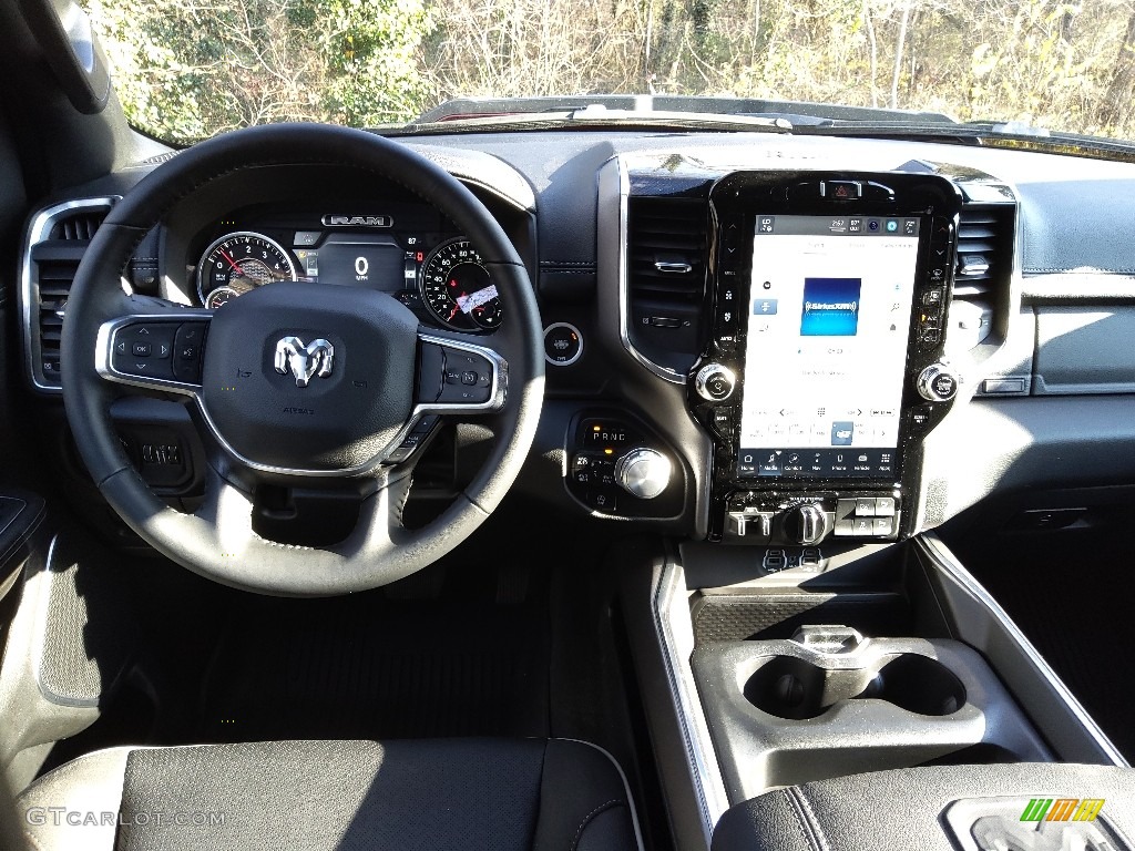 2022 1500 Laramie Crew Cab 4x4 - Delmonico Red Pearl / Black photo #18