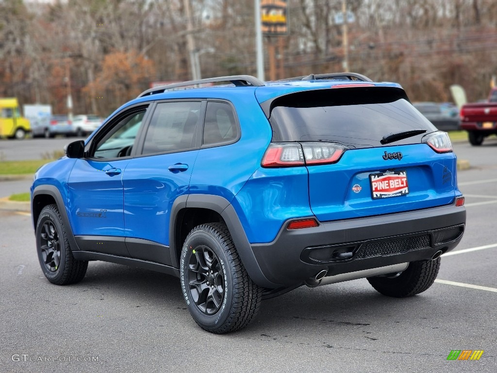 2022 Cherokee X 4x4 - Hydro Blue Pearl / Black photo #4