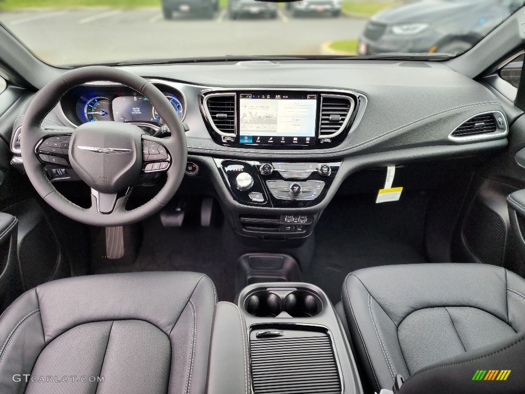 Black Interior 2022 Chrysler Pacifica Hybrid Touring L Photo #145304844