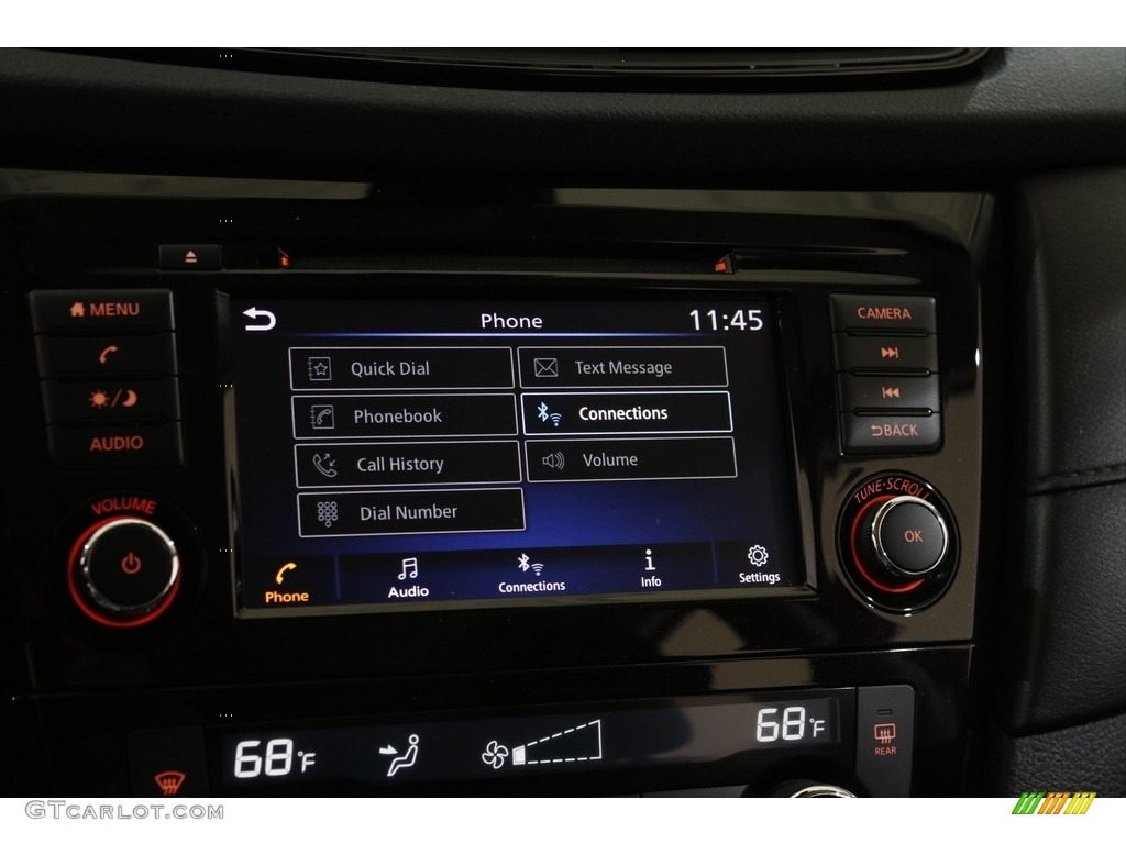 2020 Nissan Rogue SV AWD Controls Photo #145305794