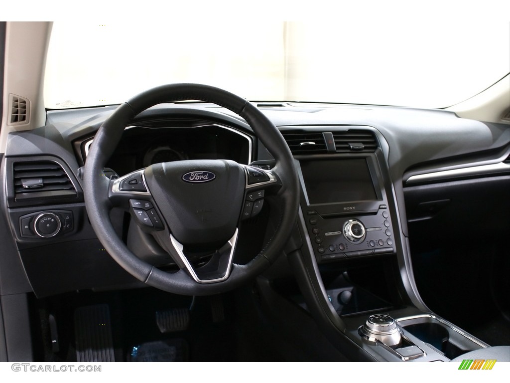2020 Ford Fusion Titanium Dashboard Photos