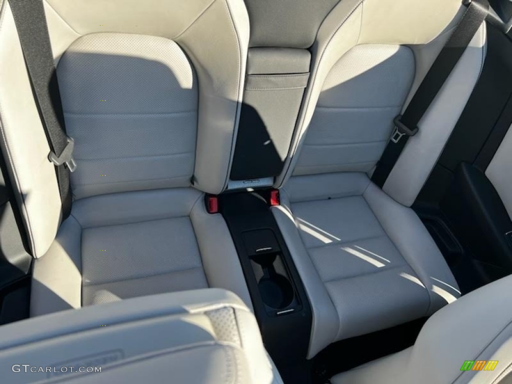 2016 E 400 Cabriolet - Iridium Silver Metallic / Crystal Grey/Black photo #11