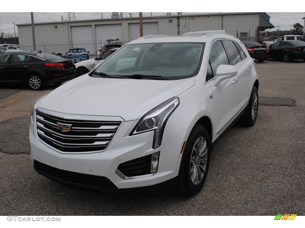 2017 XT5 Luxury - Crystal White Tricoat / Cirrus photo #1