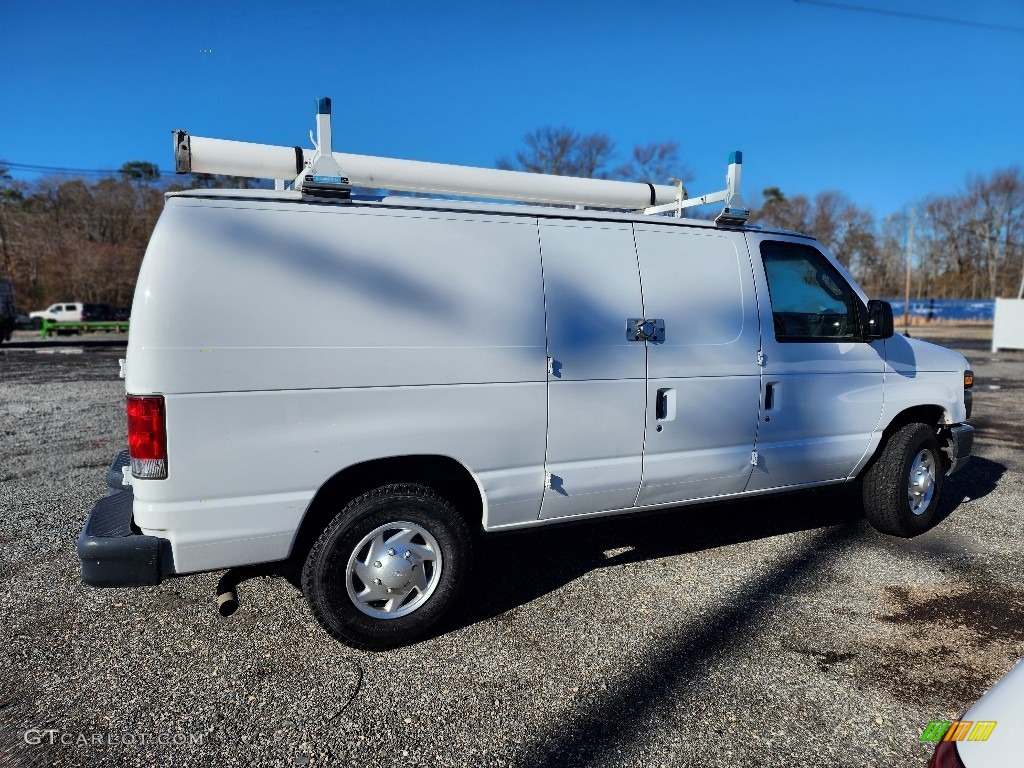 2013 E Series Van E250 Cargo - Oxford White / Medium Flint photo #6
