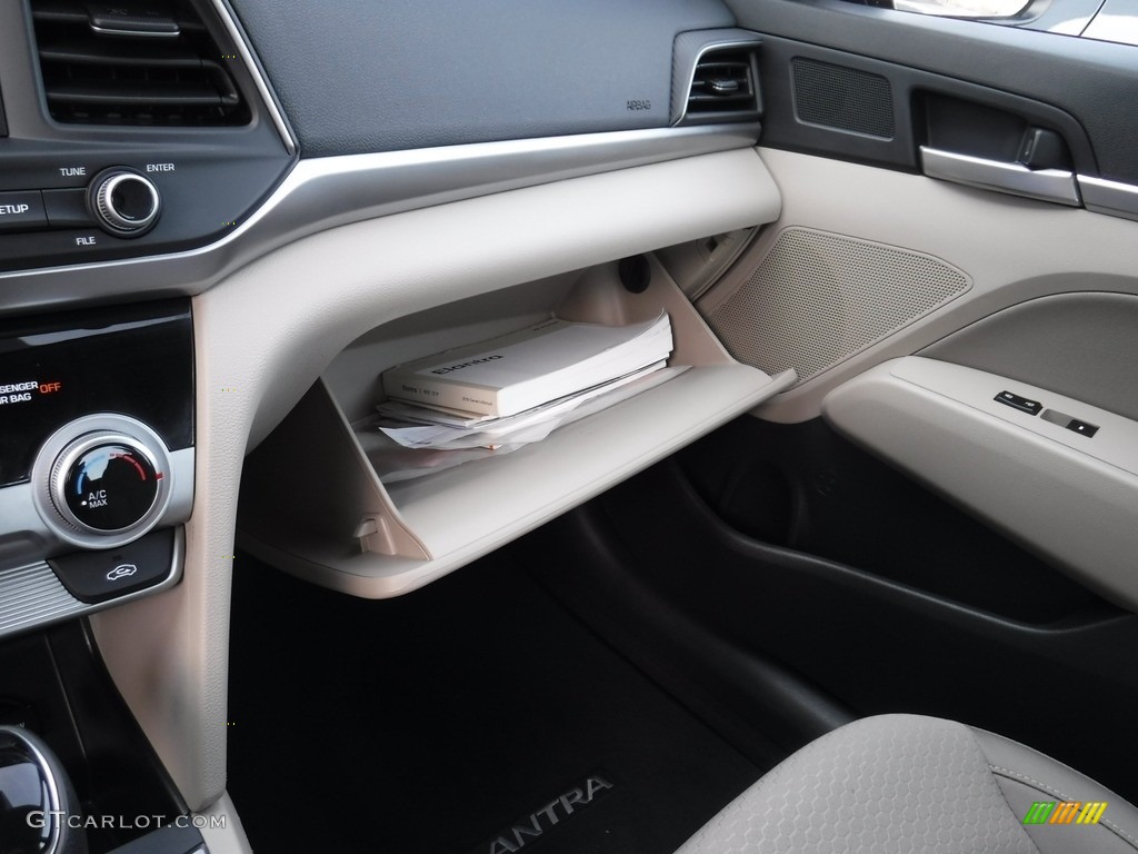 2019 Elantra SEL - Scarlet Red / Beige photo #23