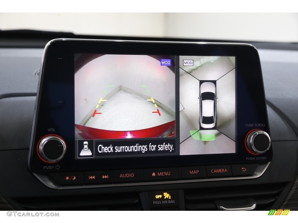 2019 Nissan Altima Platinum Controls Photo #145310313