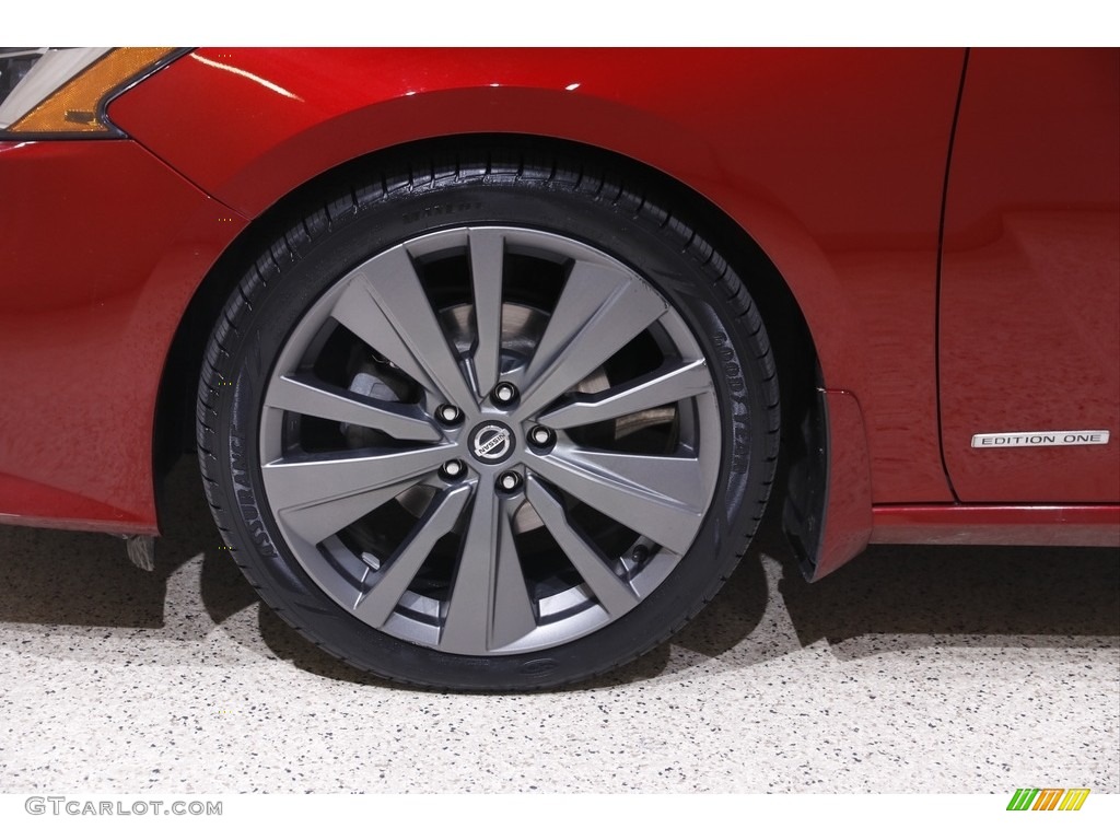 2019 Nissan Altima Platinum Wheel Photo #145310460
